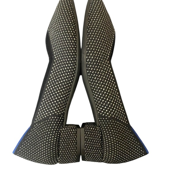 ROTHY'S first heel with our iconic Point II black flats size W6 - Picture 7 of 16